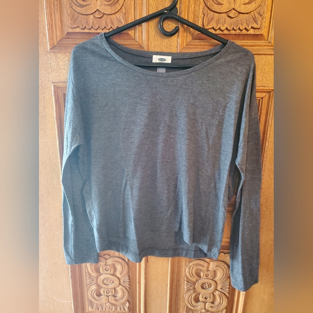 3 Old Navy long sleeve tops. Size medium